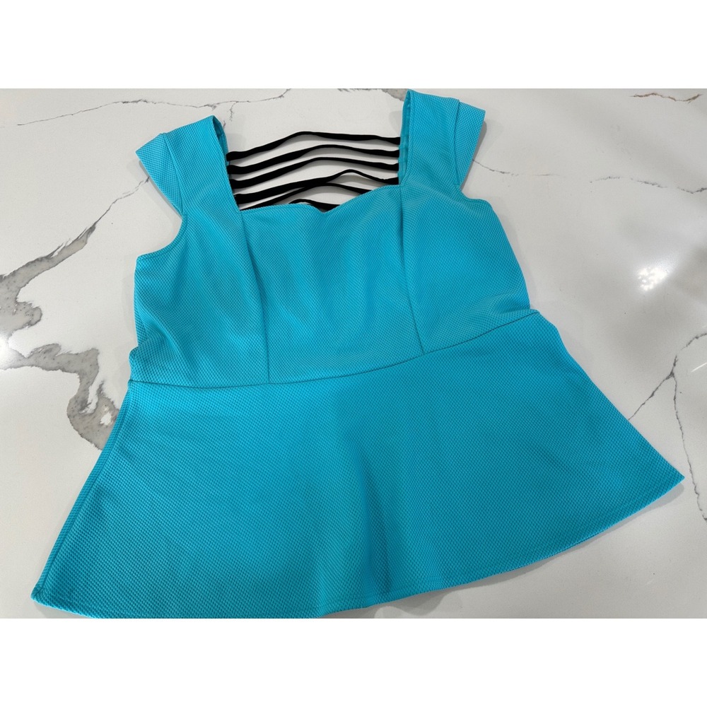 Maurices Plus Size 2 2X‎ Turquoise  Peplum Top Strappy Cage Neck Textured